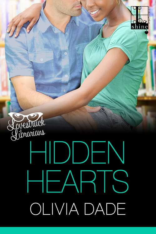 Book cover of Hidden Hearts