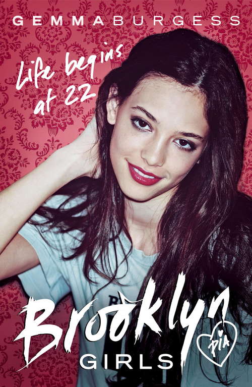 Book cover of Pia: Book 1 (Brooklyn Girls #1)