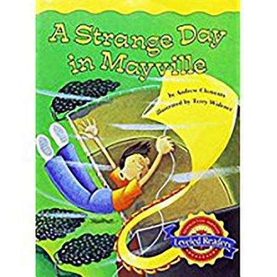 Book cover of A Strange Day in Mayville (Leveled Readers 4.3.3)