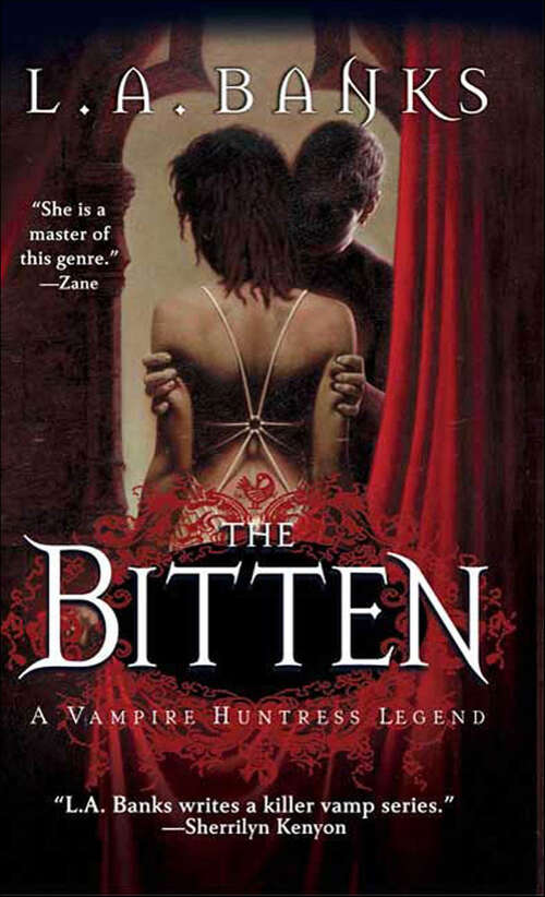 Book cover of The Bitten: A Vampire Huntress Legend (Vampire Huntress Legend Series #4)