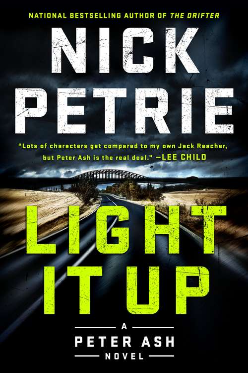 Book cover of Light It Up (A\peter Ash Novel Ser. #3)