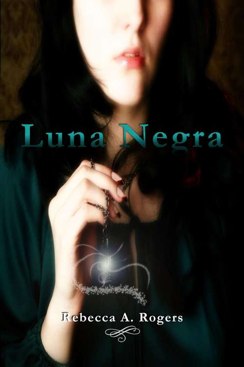 Book cover of Luna Negra (Luna Plateada, #2)