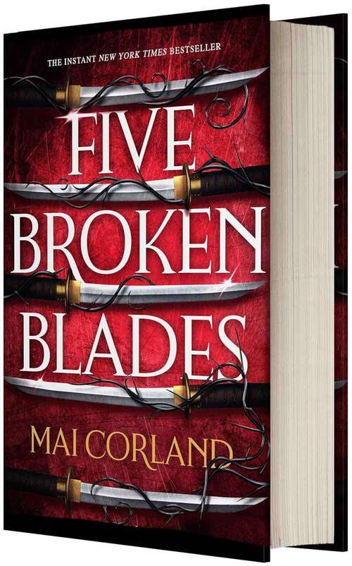 Book cover of Five Broken Blades (Broken Blades #1)