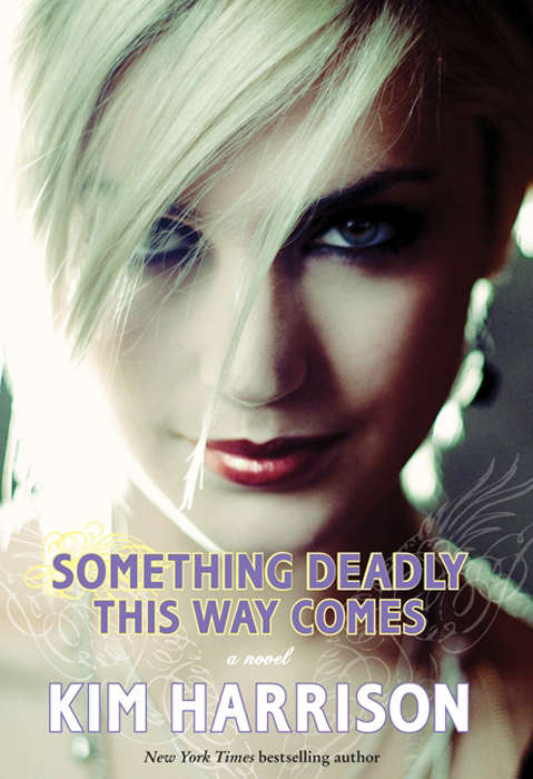 Book cover of Something Deadly This Way Comes (Madison Avery #3)