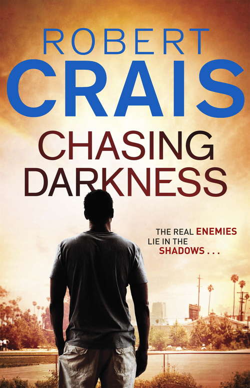 Book cover of Chasing Darkness (Cole & Pike #12)