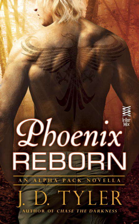 Book cover of Phoenix Reborn: An Alpha Pack Novella
